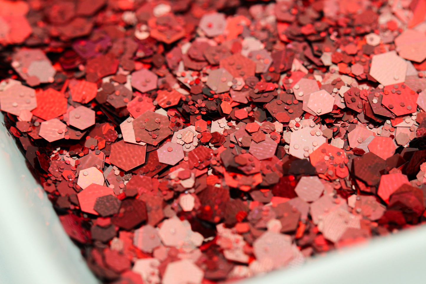 DARING RED CHUNKY GLITTER MIX