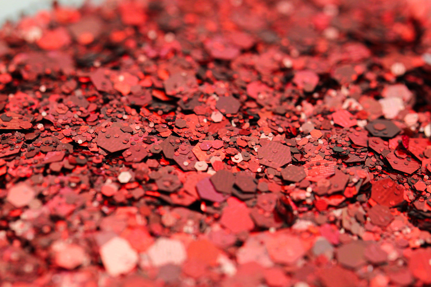 DARING RED CHUNKY GLITTER MIX